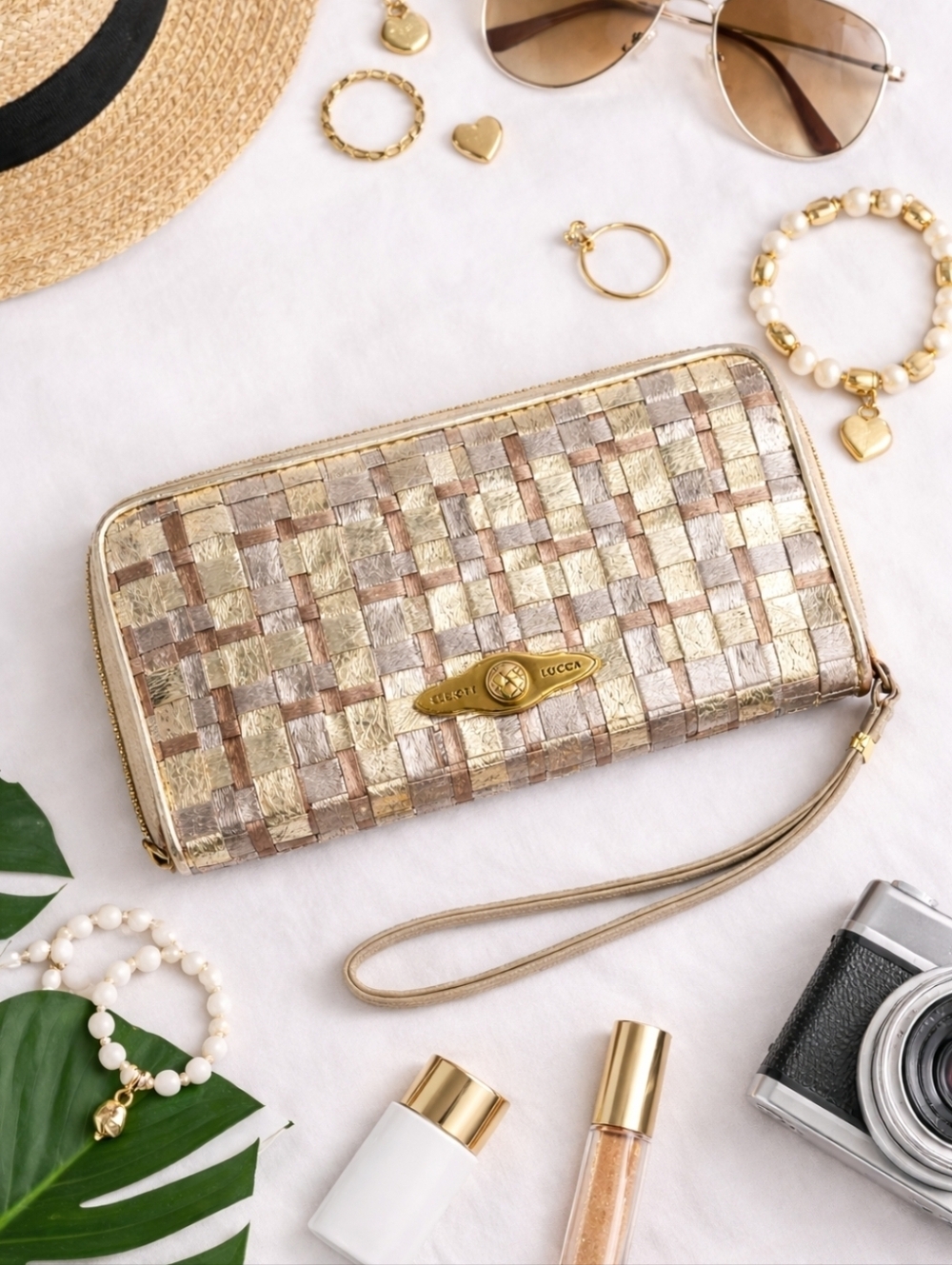 Elliott Lucca Woven Metallic Leather Wallet Gold Silver Zip Around Wristlet EUC
